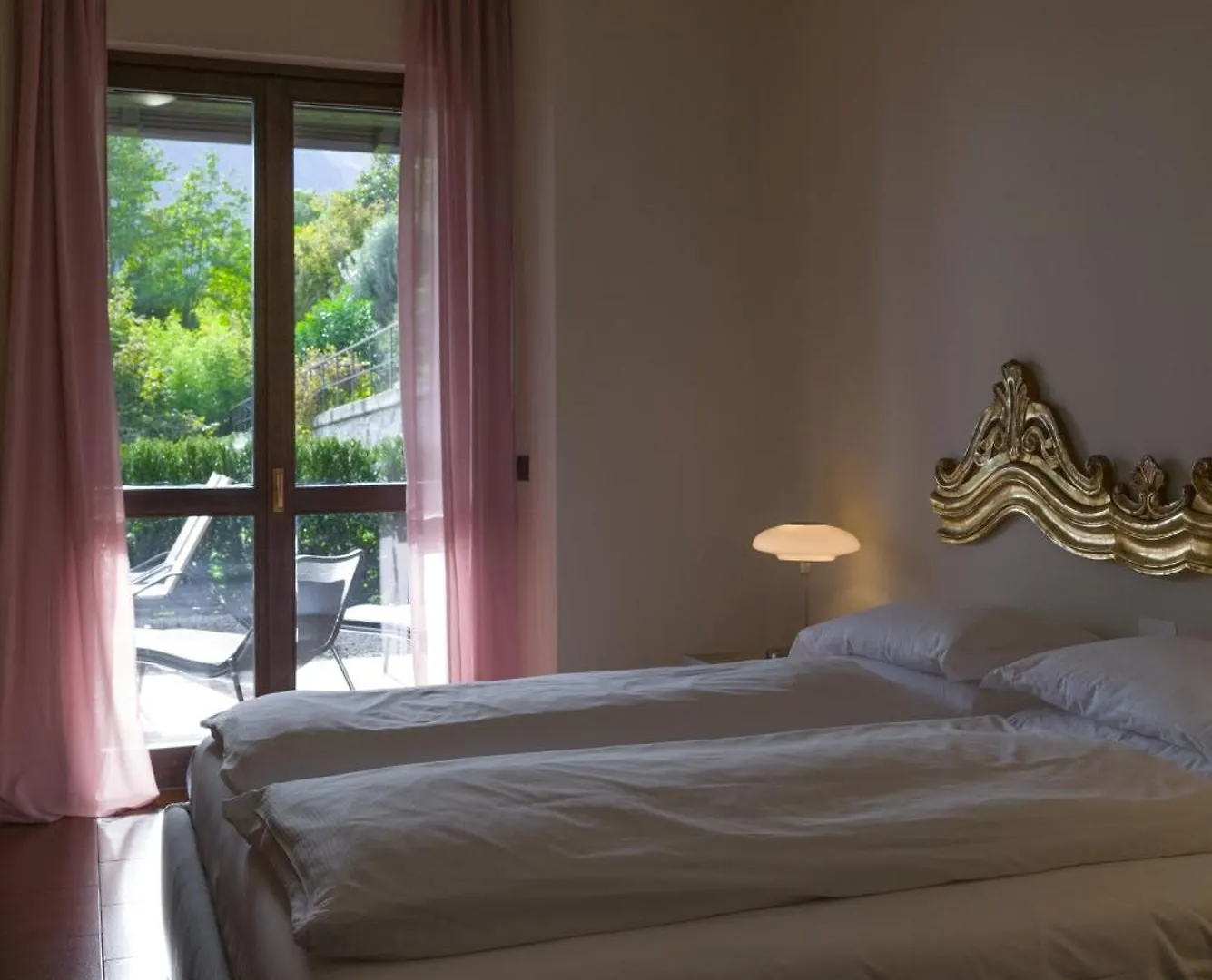 Villa Ago Luxury Apartments & Studios Gravedona