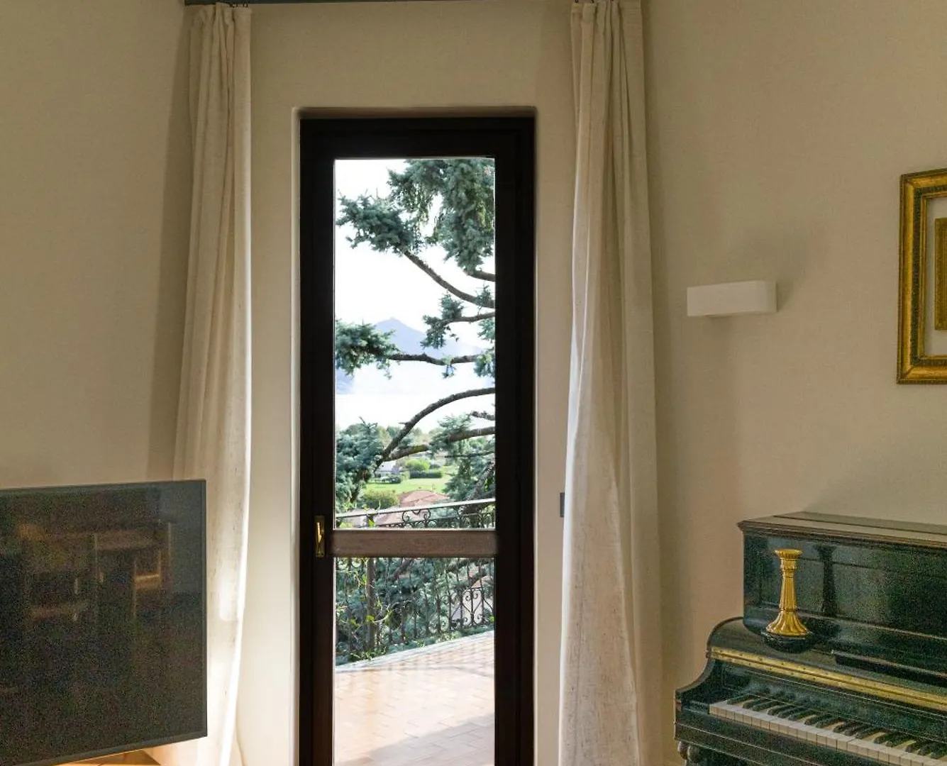 Villa Ago Luxury Apartments & Studios Gravedona Italie