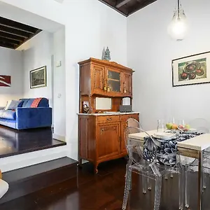  Appartement Delizioso A Campo De' Fiori Italie