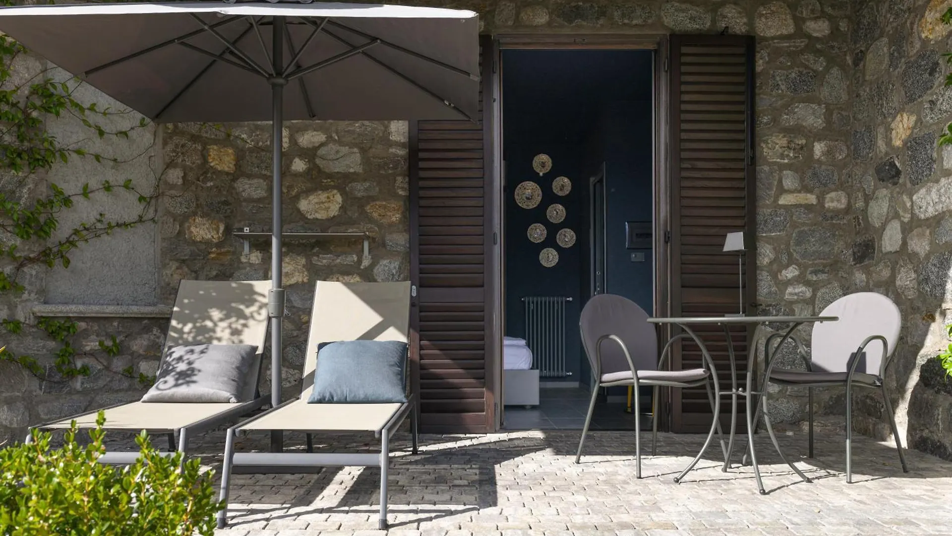 Villa Ago Luxury Apartments & Studios Gravedona
