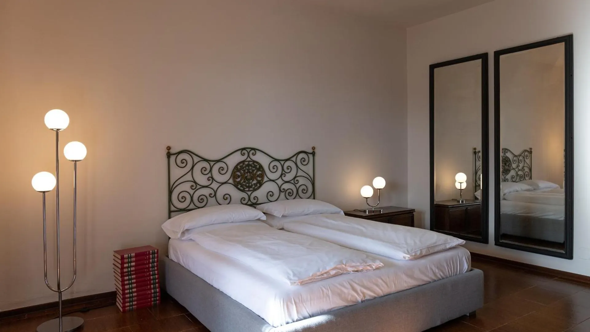 Villa Ago Luxury Apartments & Studios Gravedona
